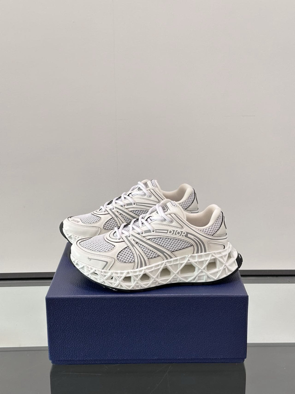 Dior B35 Black Turquoise Sneakers — side